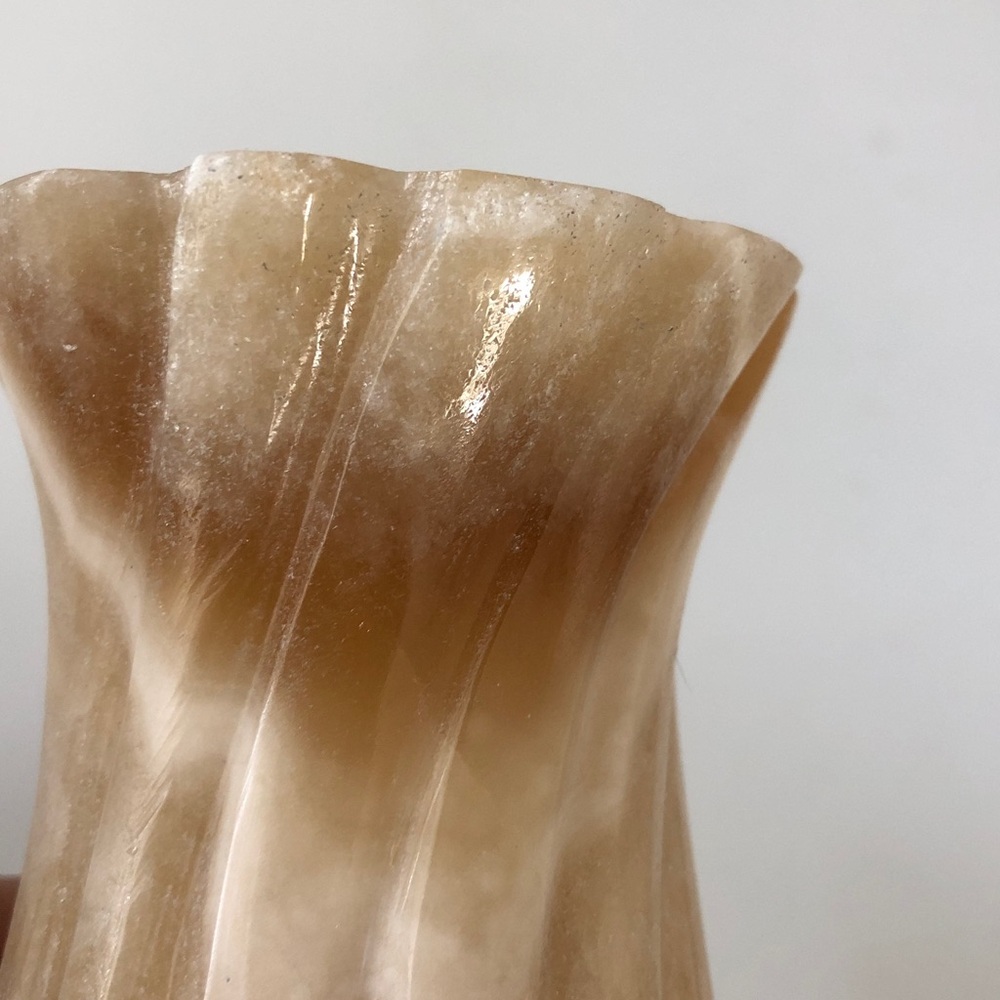 Hand-Carved Alabaster Vase Pair in Cream and Tan - Picture 8 of 11